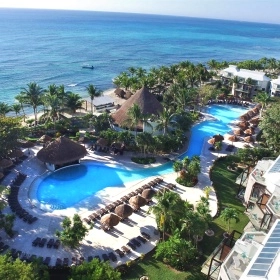 Sandos Caracol water park